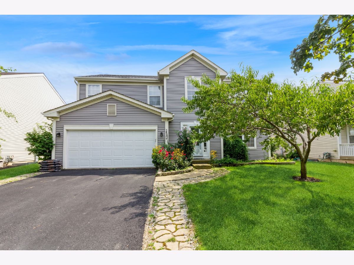 Homes Sold Lakewood Creek West Montgomery Illinois, 2879 Adam