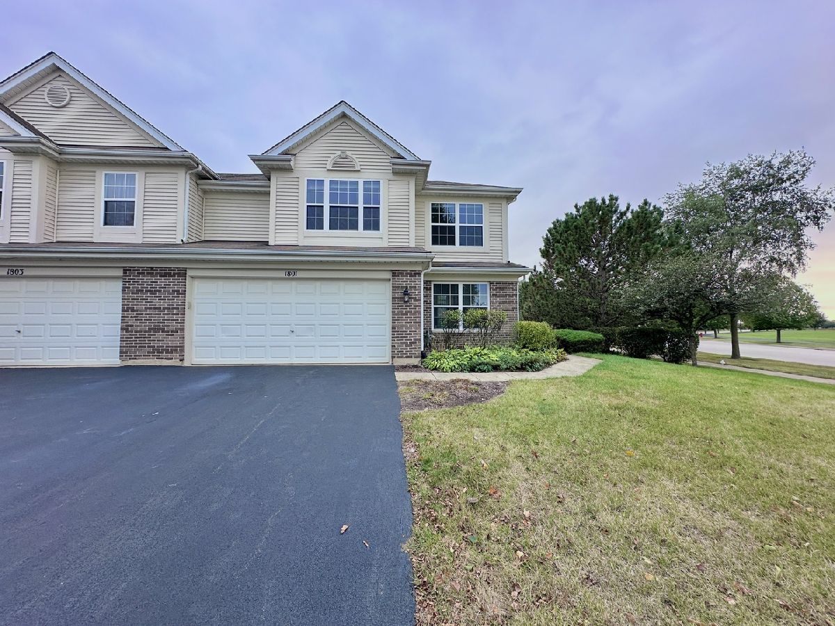 Homes & Townhomes Rented Foxmoor Montgomery Illinois, 1801 Waverly