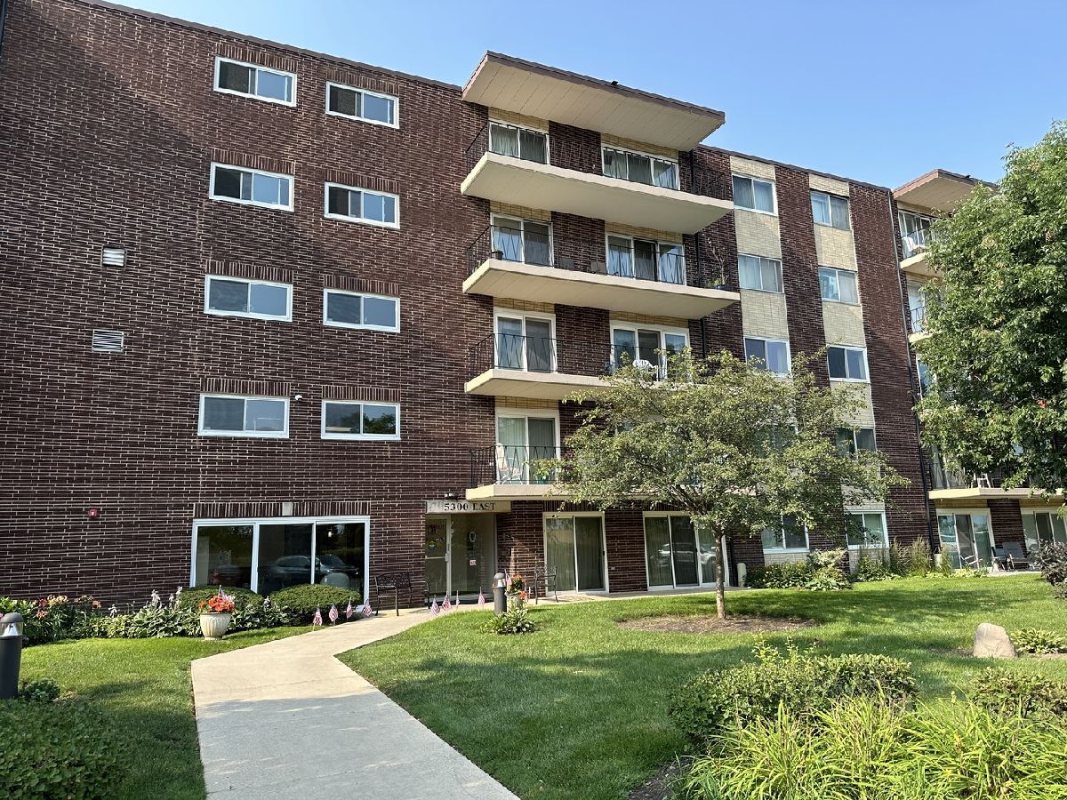 Condominiums Sold Cameo Downers Grove Illinois, 5300 Walnut