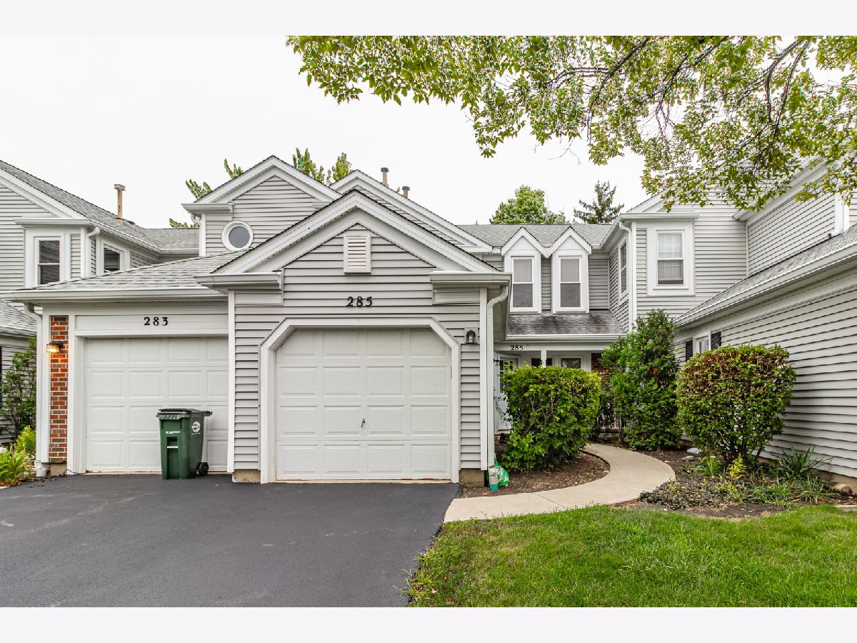 Townhomes & Condos Sold Hamptons Elk Grove Village Illinois, 285 Greensboro