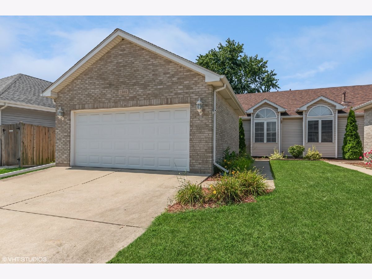 Condos & Townhomes Sold River Glen Joliet Illinois, 1301 Oleary