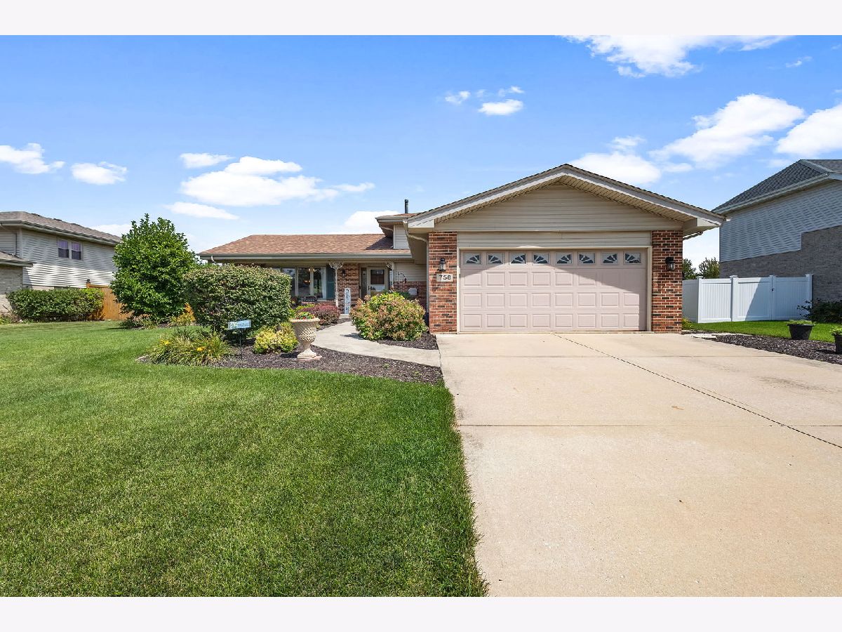 Homes Sold Chadwick New Lenox Illinois, 758 Churchill