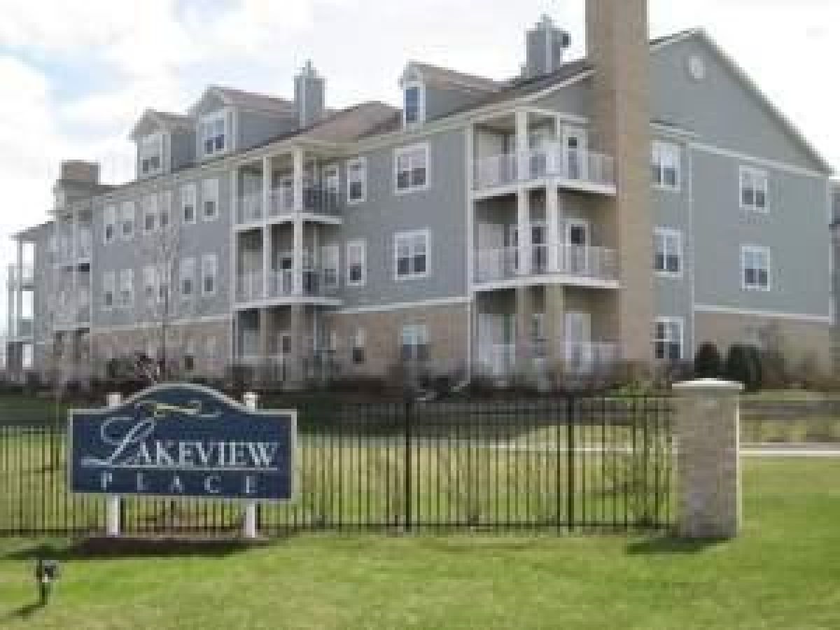 Condominiums Sold Lakeview Place Addison Illinois, 1251 Lake