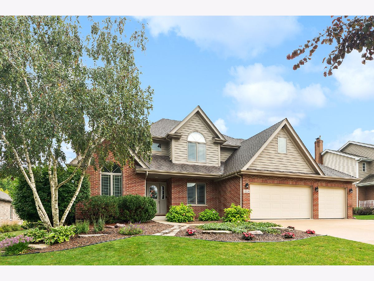 Homes Sold Wooded Cove Elwood Illinois, 21219 Wooded Cove