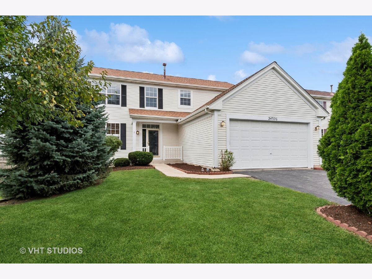 Homes & Townhomes & Condos Sold Heritage Meadows Plainfield Illinois, 24326 Walnut