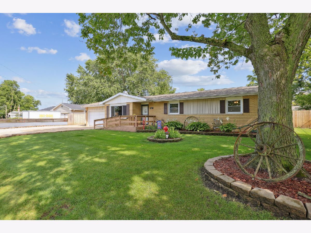  Sold St Joseph Illinois, 2217 Heather Hills