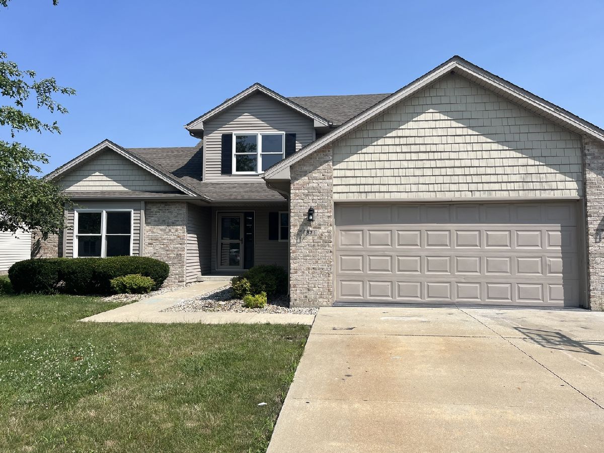 Homes & Condos & Townhomes Sold Highpoint Bourbonnais Illinois, 371 Center Point