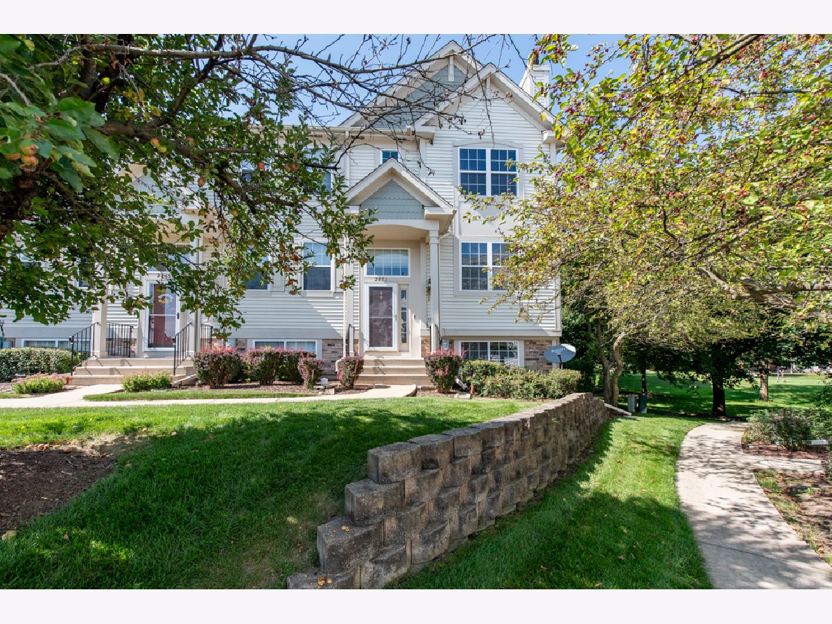 Townhomes & Condos Sold Cambridge At Midlane Wadsworth Illinois, 2871 Augusta