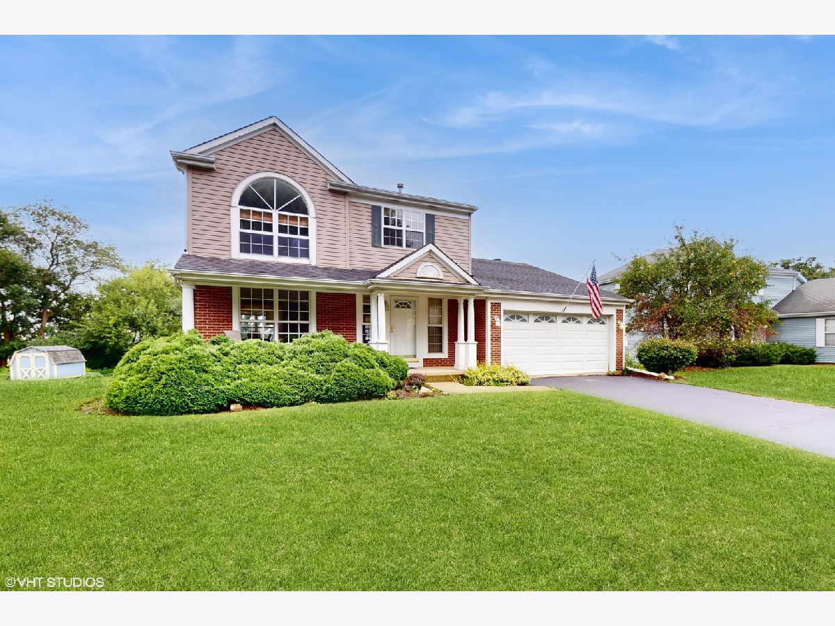 Homes Sold Fox Trails Cary Illinois, 558 Abbeywood