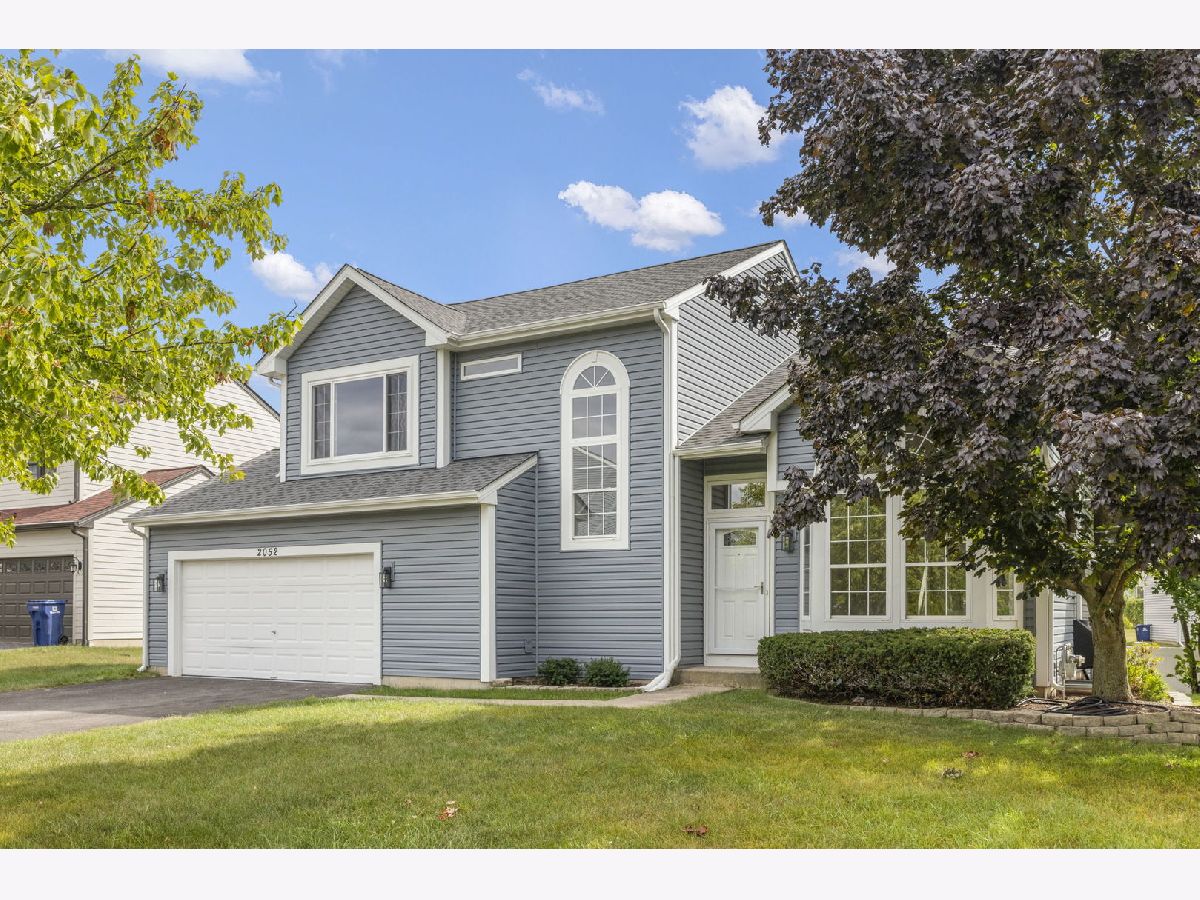 Homes Rented Cinnamon Creek Naperville Illinois, 2052 Shady Grove