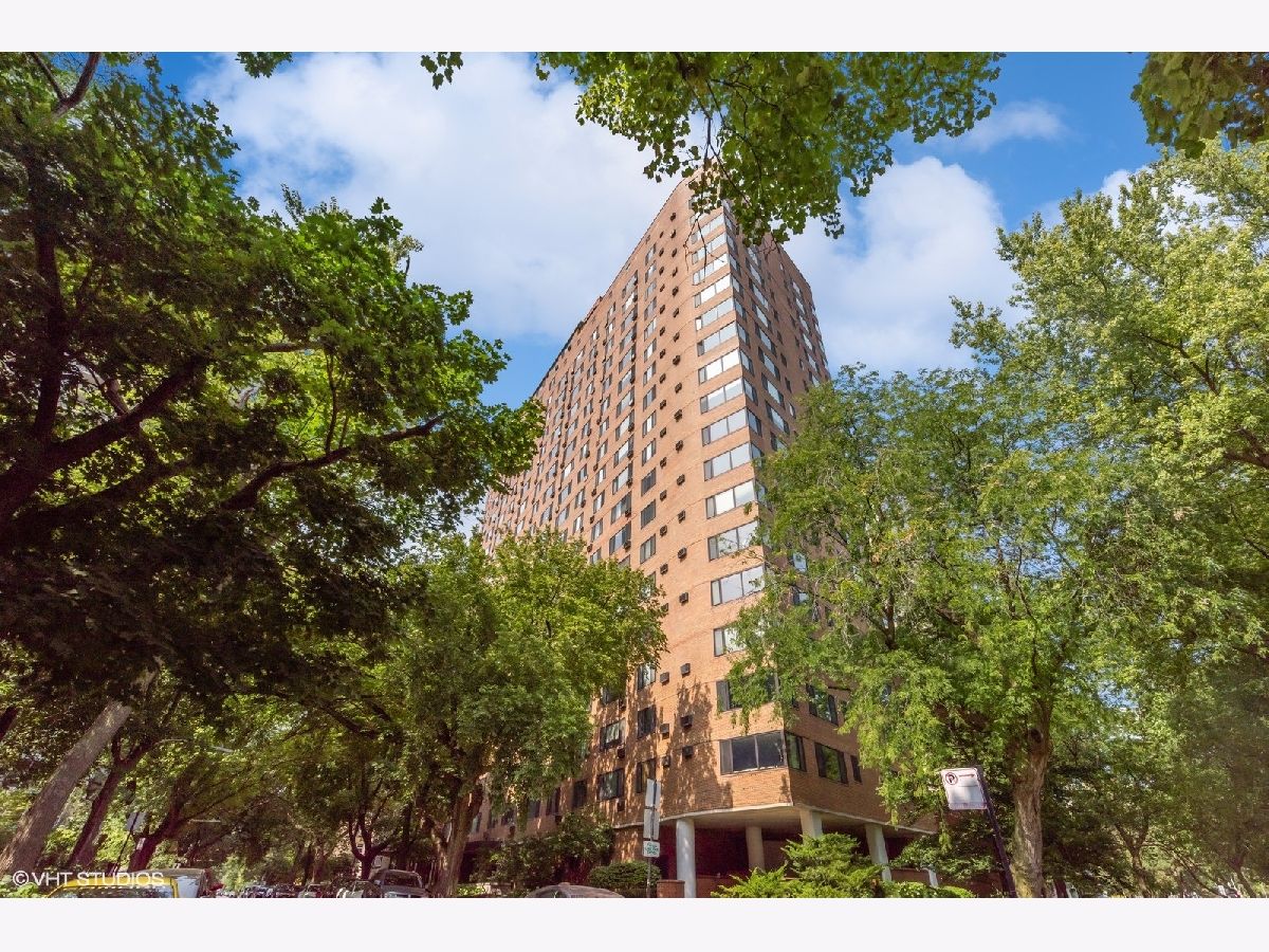 Condominiums Sold Darien Condominium Chicago Illinois, 3100 Lake Shore