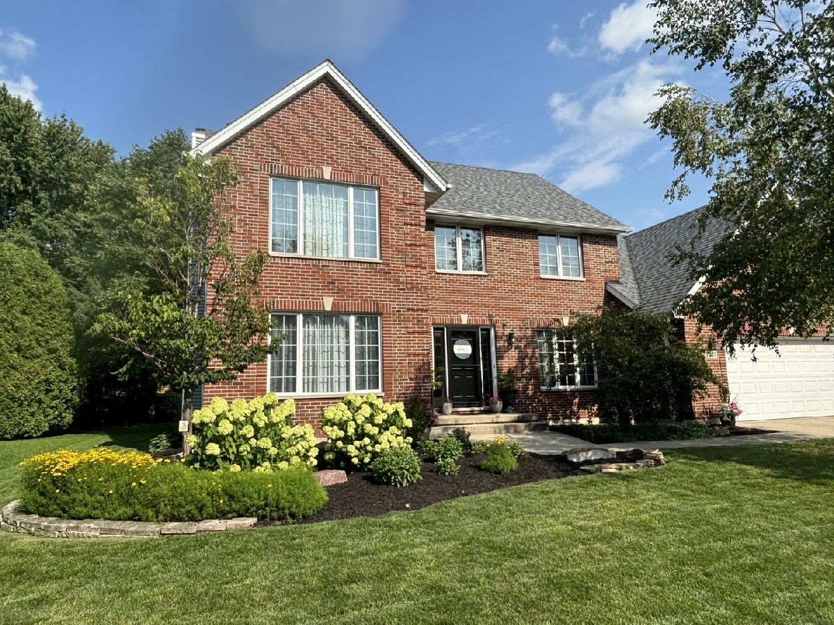 Homes & Townhomes & Condos Sold Foxpointe Sycamore Illinois, 1024 Bristol