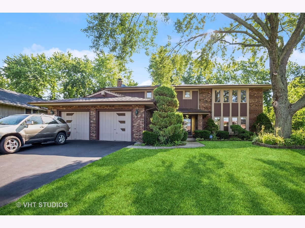 Homes Sold Lexington Fields South Schaumburg Illinois, 243 Southwick