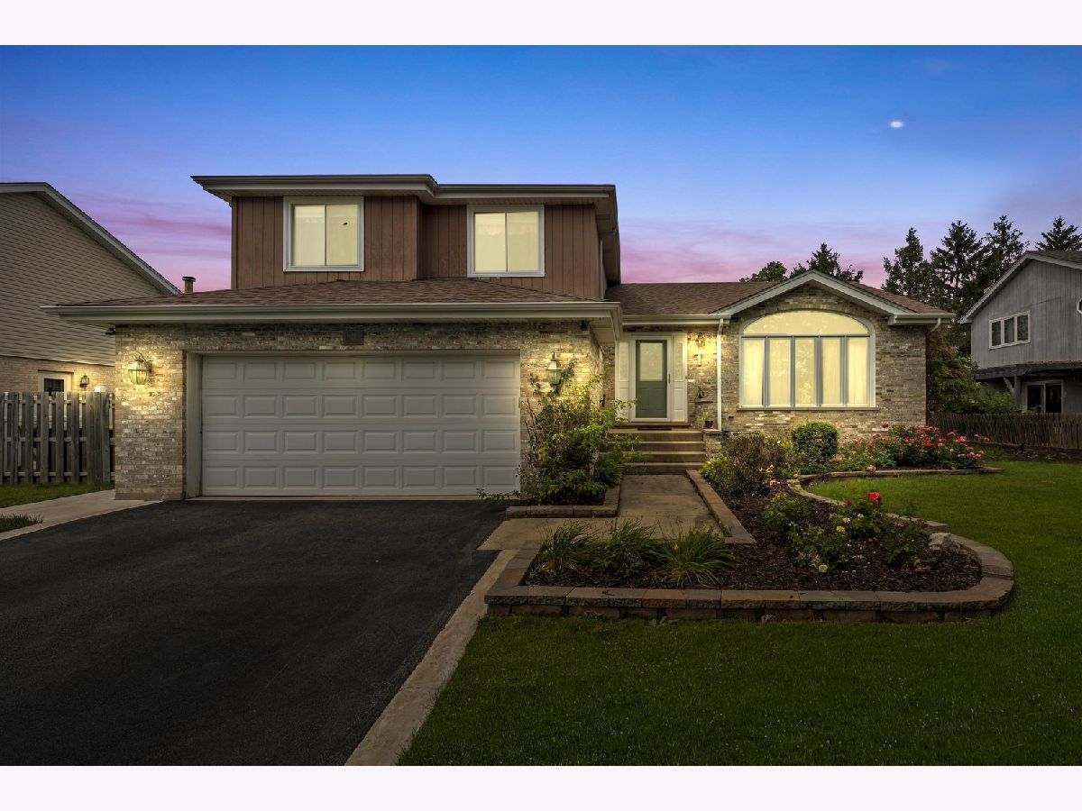 Homes Sold Lakewood Estates Romeoville Illinois, 802 Ontario