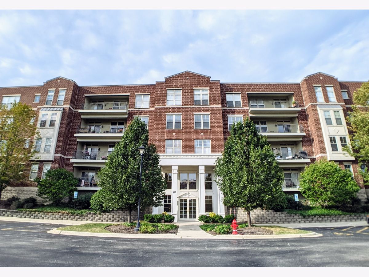 Townhomes & Condos Rented Astor Place Wheeling Illinois, 660 Prestwick