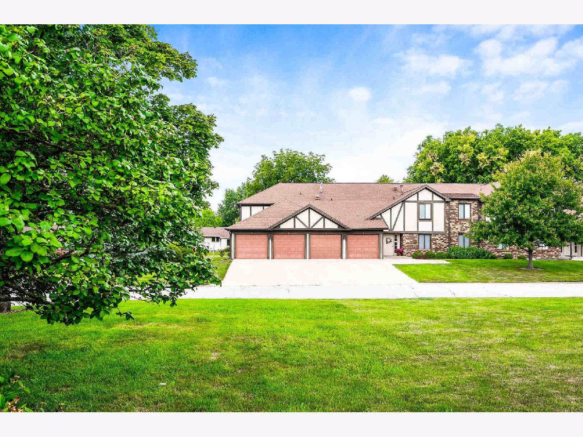 Condos & Townhomes Sold Brandywine Bloomington Illinois, 9 Brandywine