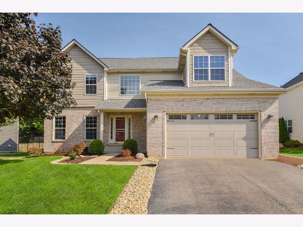 Homes Sold Glenmoor Ridge Aurora Illinois, 1999 Seaview