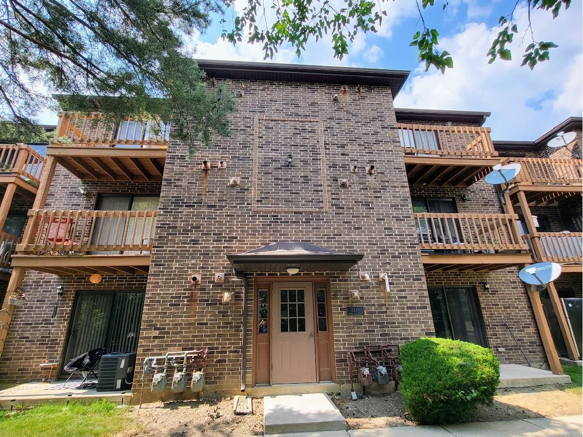Condominiums Sold The Trails At Abbeywood Lisle Illinois, 2234 Abbeywood