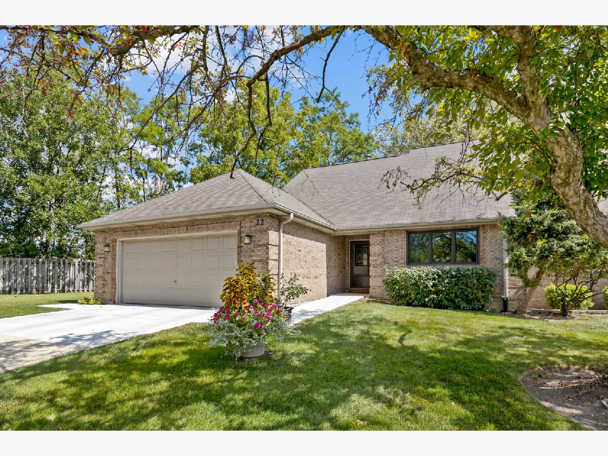 Condos & Townhomes Sold Kenilworth Courts Lombard Illinois, 22 Kenilworth