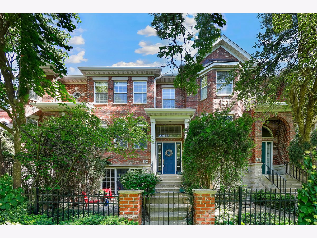 Townhomes Sold Vintage Club Naperville Illinois, 860 Shandrew
