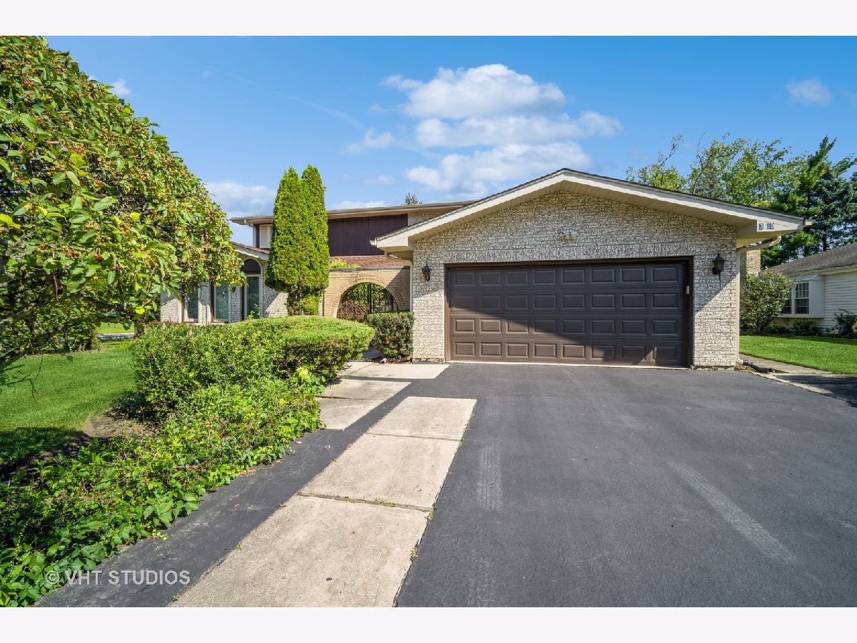 Homes Sold La Fontaine Glenview Illinois, 3850 Grace