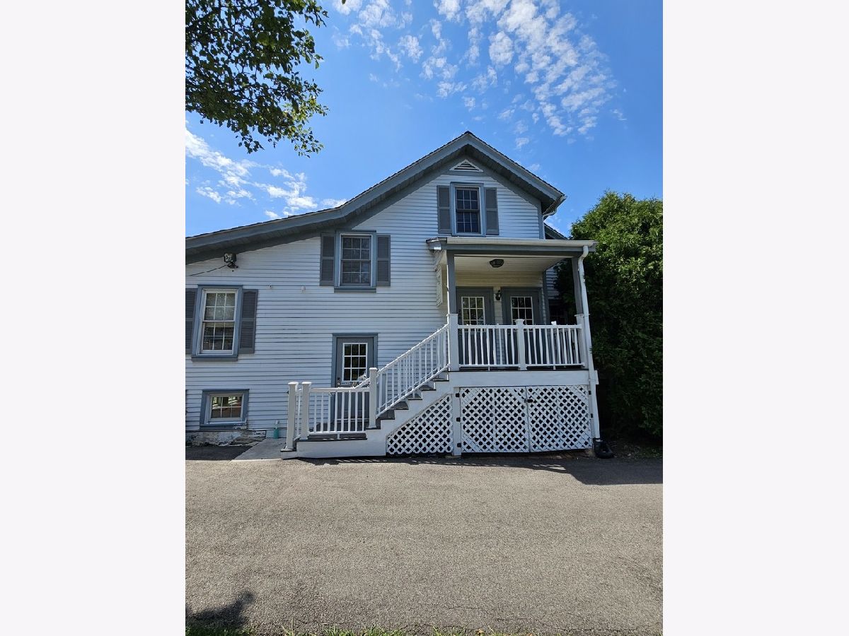  Rented Long Grove Illinois, 236 Robert Parker Coffin