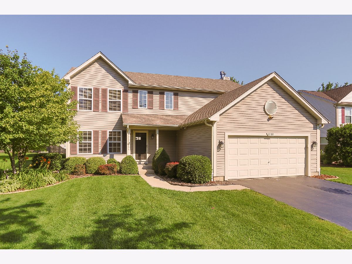 Homes Sold Woodscreek Crystal Lake Illinois, 1532 Tanglewood