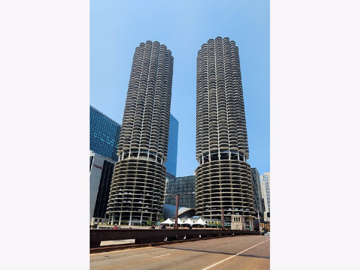 Condominiums Sold Marina Towers Chicago Illinois, 300 State
