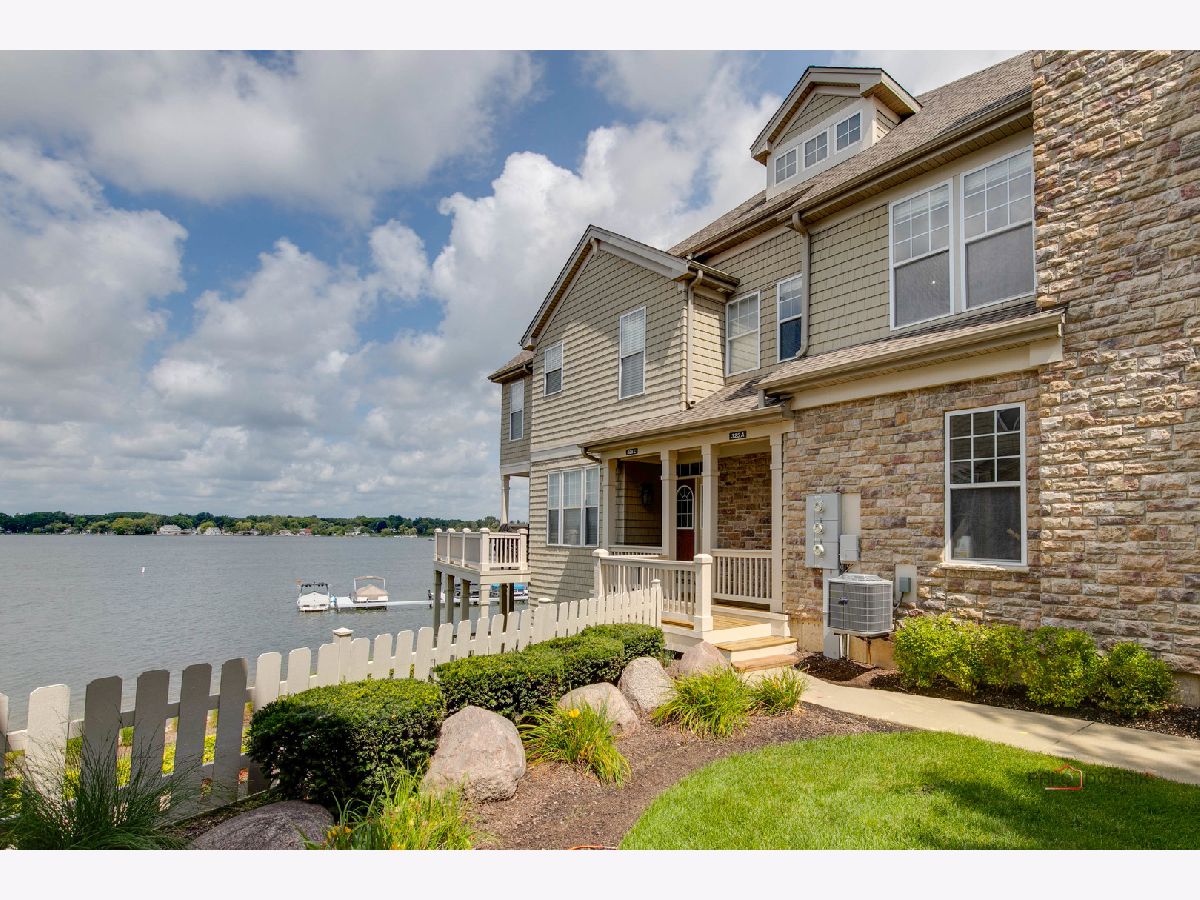 Townhomes & Condos Sold Sunset Ridge Wauconda Illinois, 325 Sundown