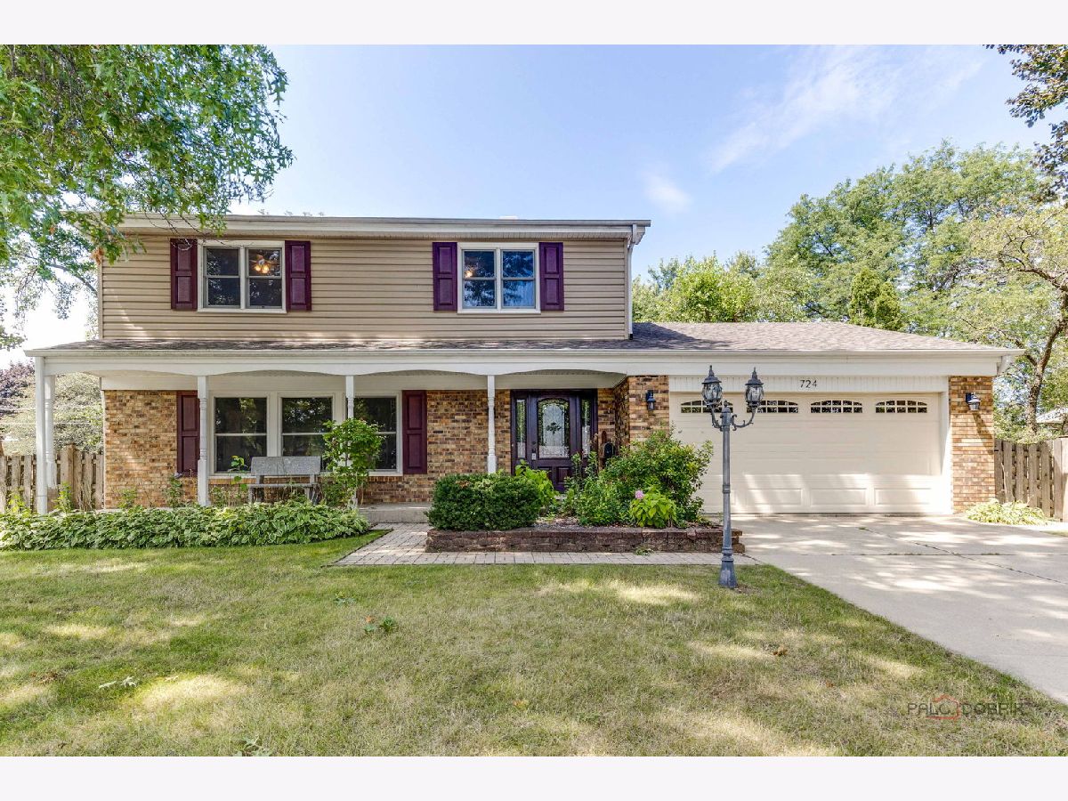 Homes Sold Willow Wood Palatine Illinois, 724 Bel Aire