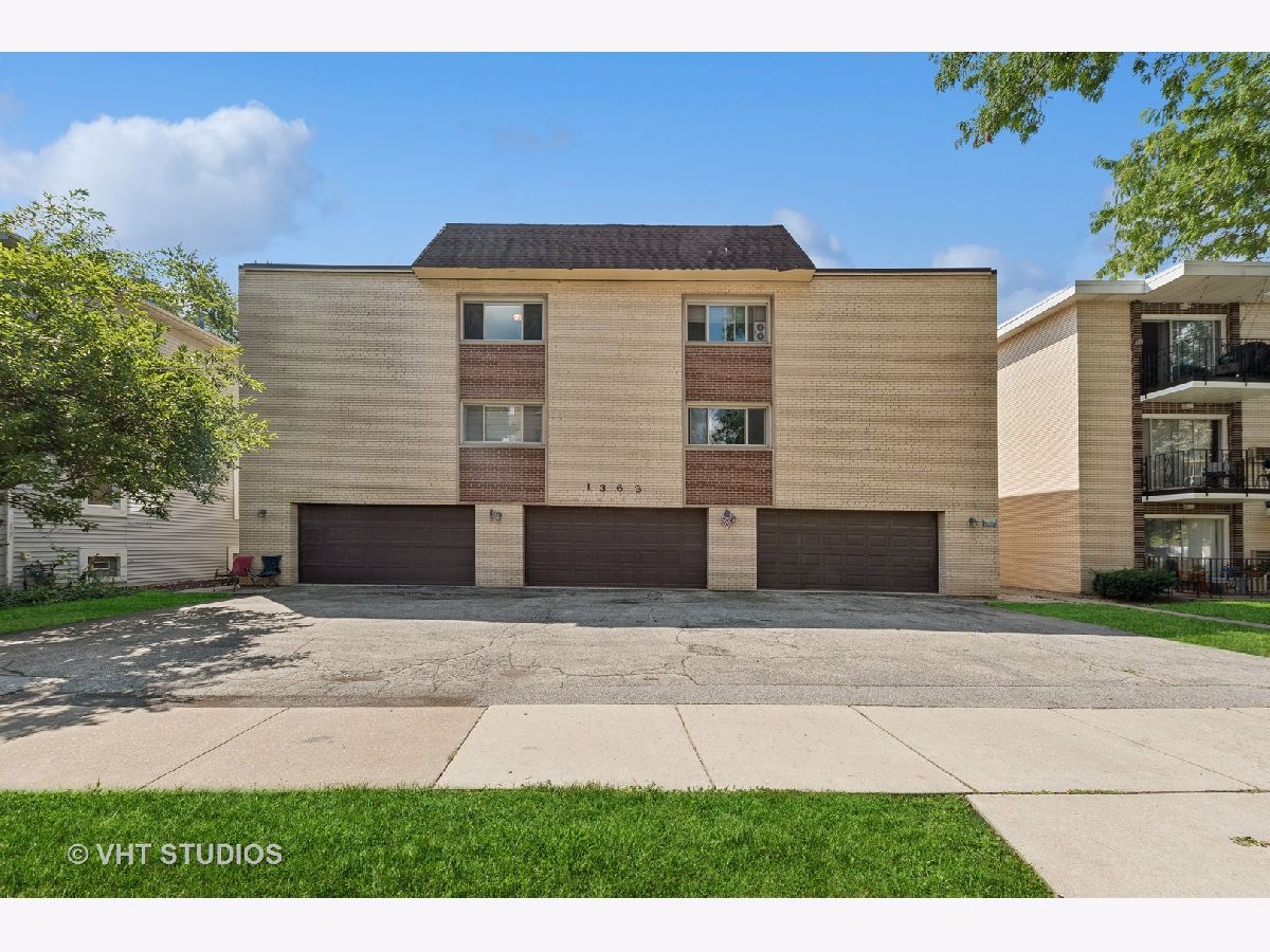 Condominiums Sold Mansard South Des Plaines Illinois, 1363 Perry