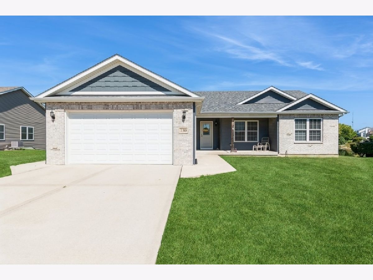 Homes & Condos & Townhomes Sold Grand Ridge Minooka Illinois, 730 Casey