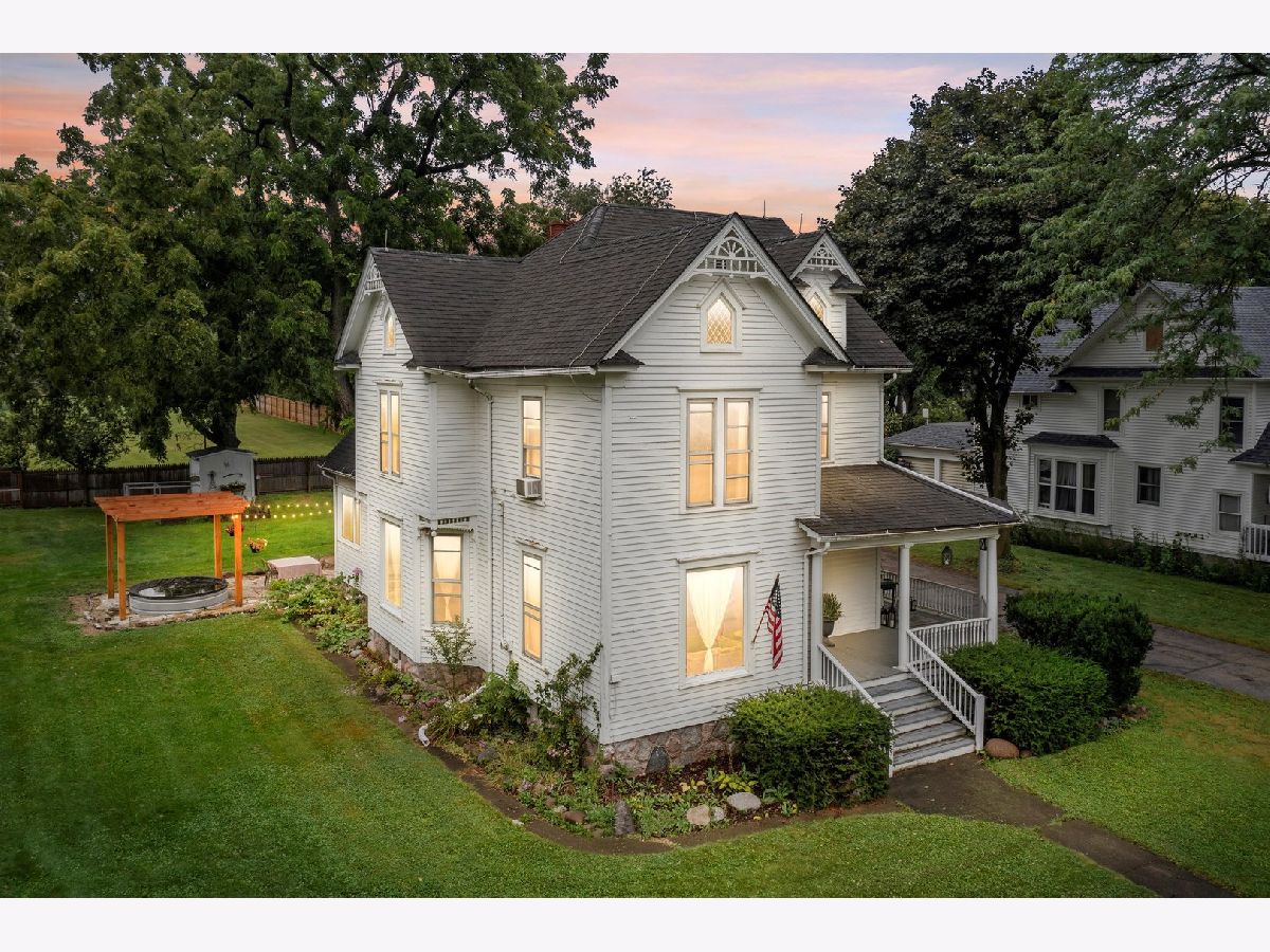 Sold Hebron Illinois, 10207 Main