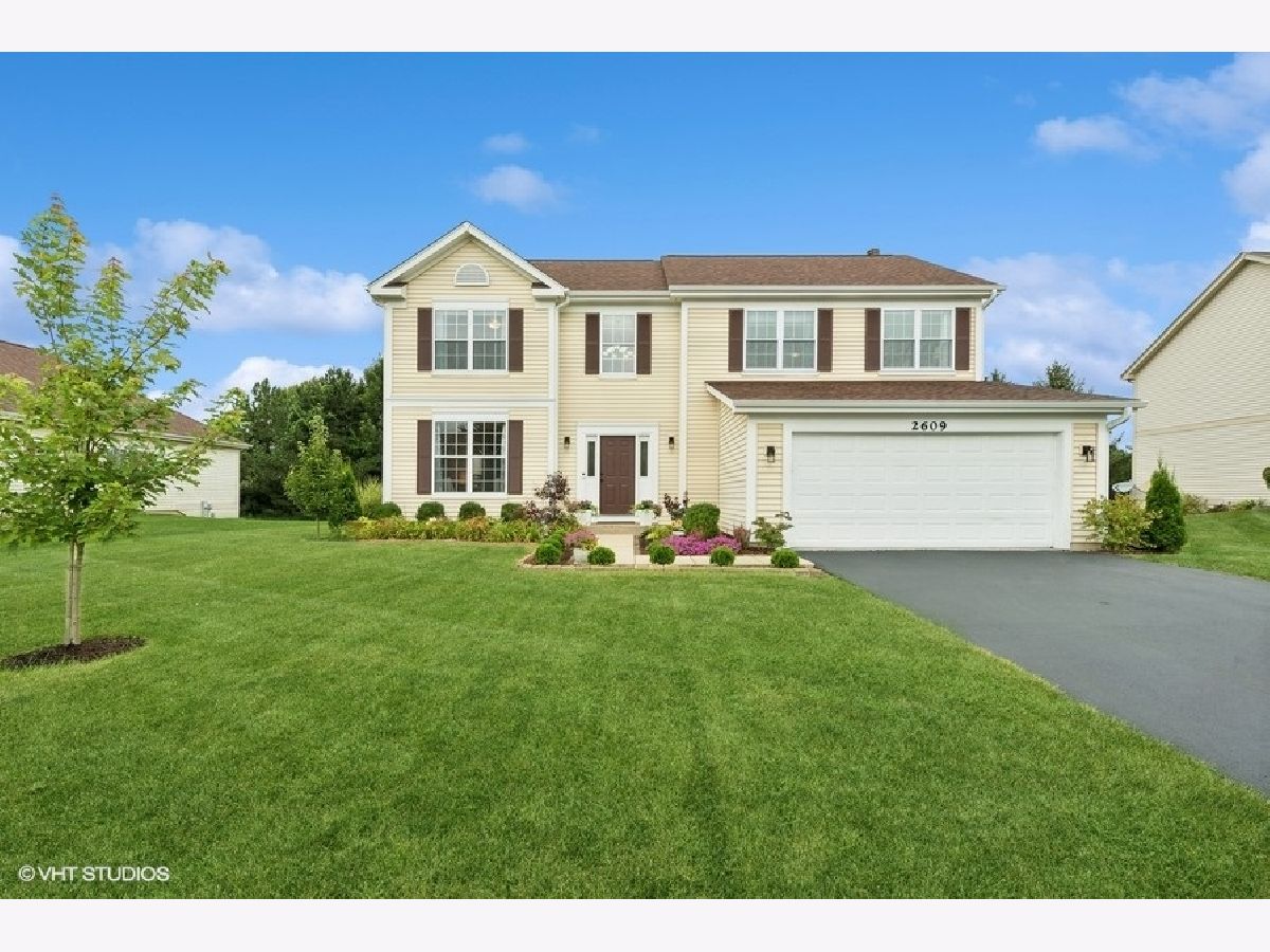 Homes & Townhomes Sold Running Brook Farm Johnsburg Illinois, 2609 Parker