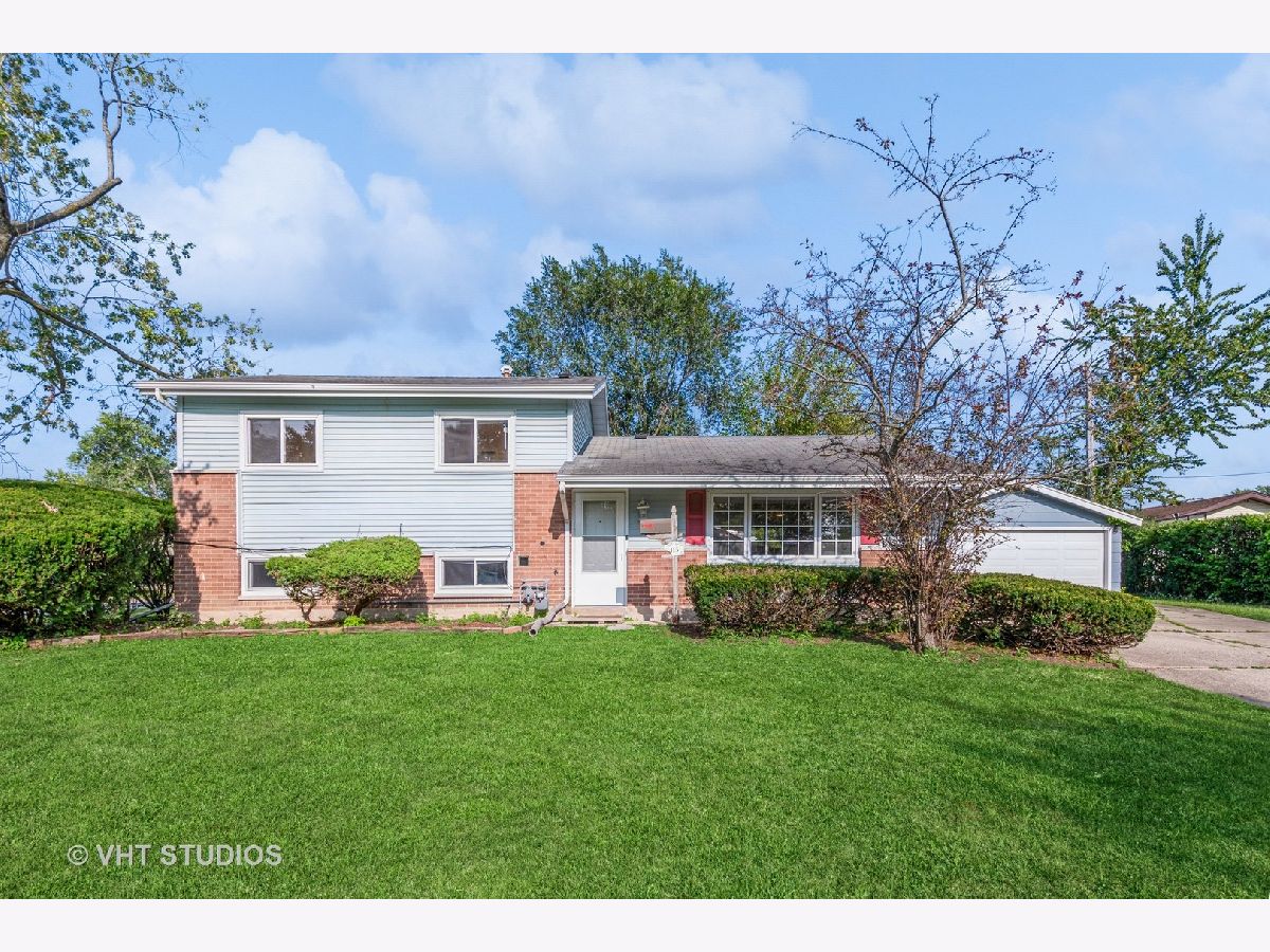 Homes Sold Lincolnwood Park Forest Illinois, 415 Indiana