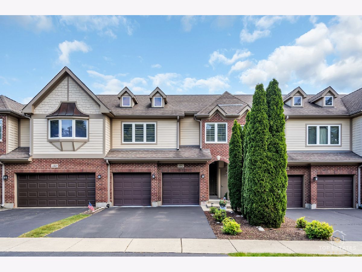 Townhomes Sold Hickory Woods Mundelein Illinois, 1641 Pauline