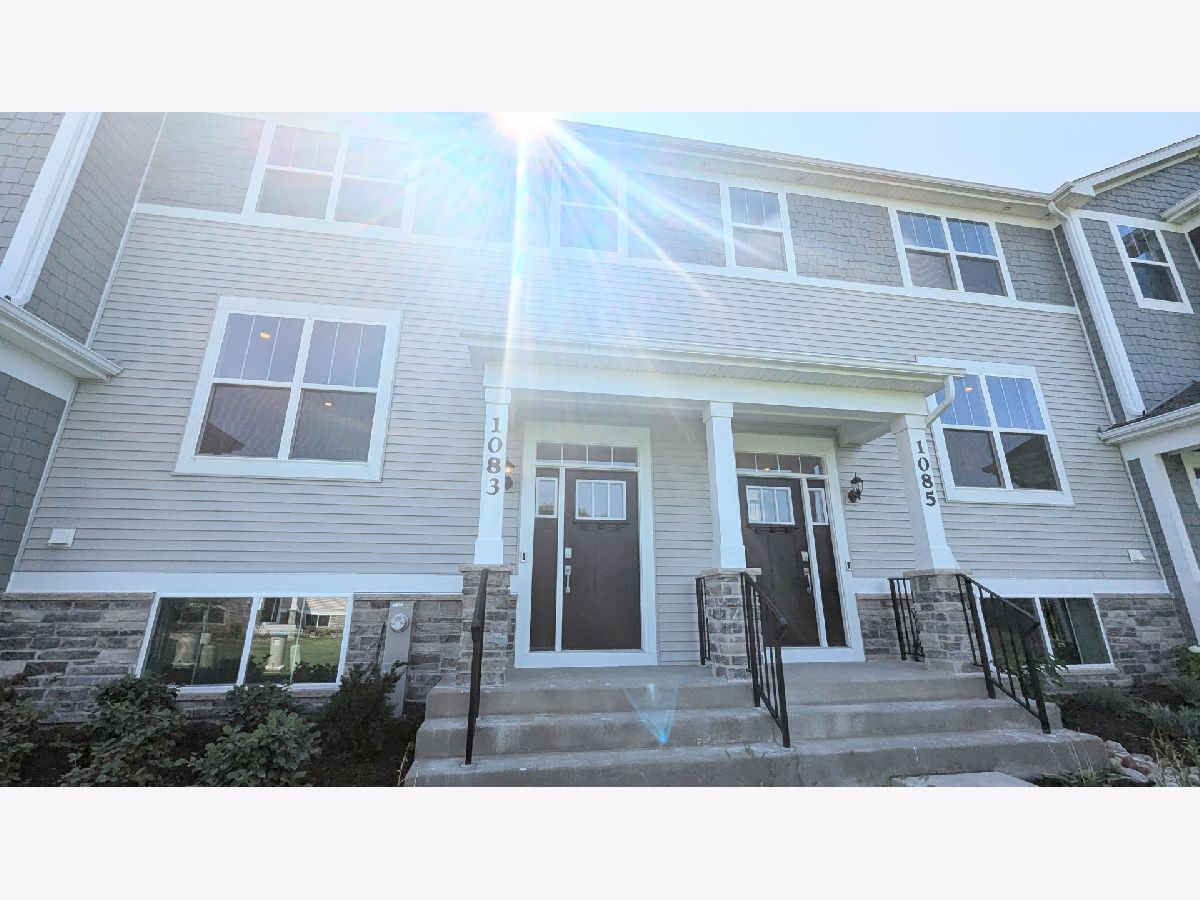 Condos & Townhomes Rented Park Pointe South Elgin Illinois, 1083 Atterberg