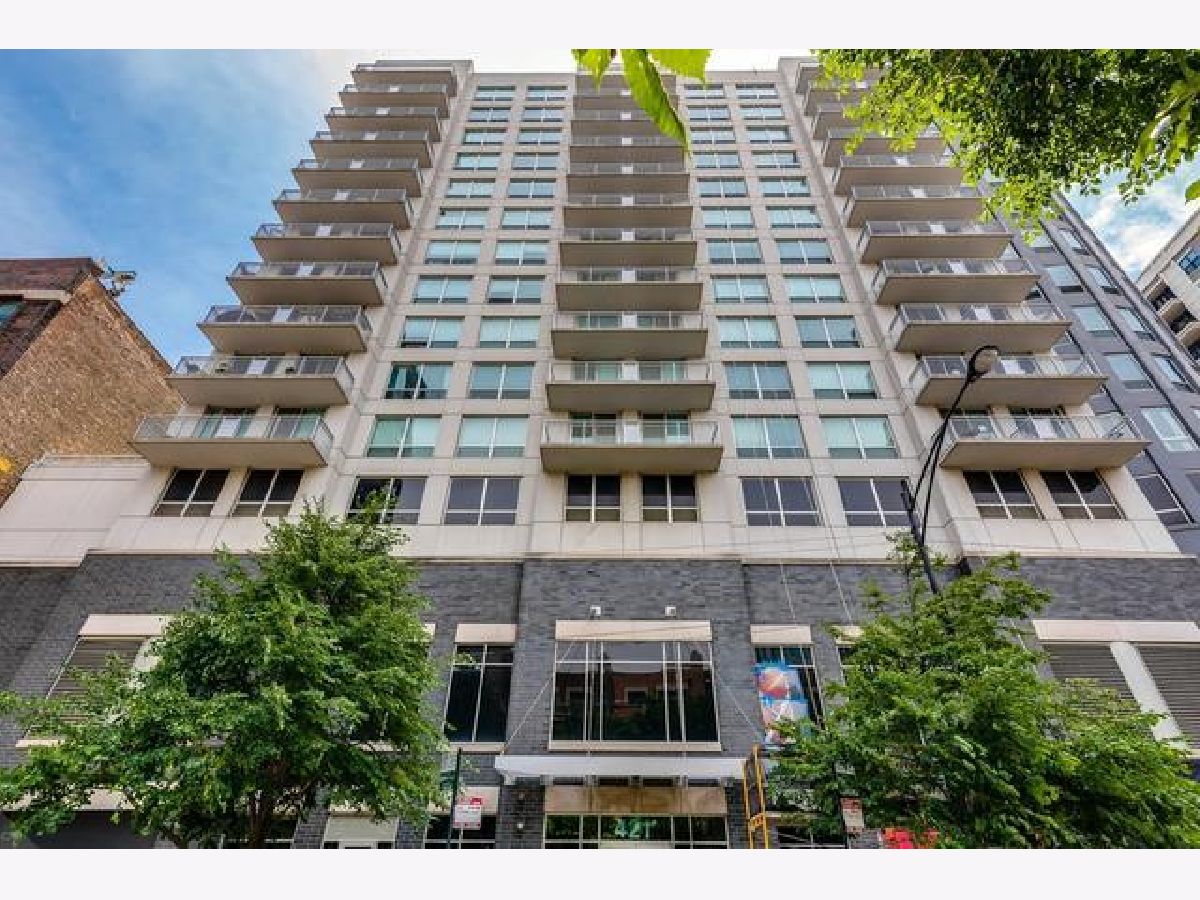 Condominiums Sold Huron Pointe Chicago Illinois, 421 Huron