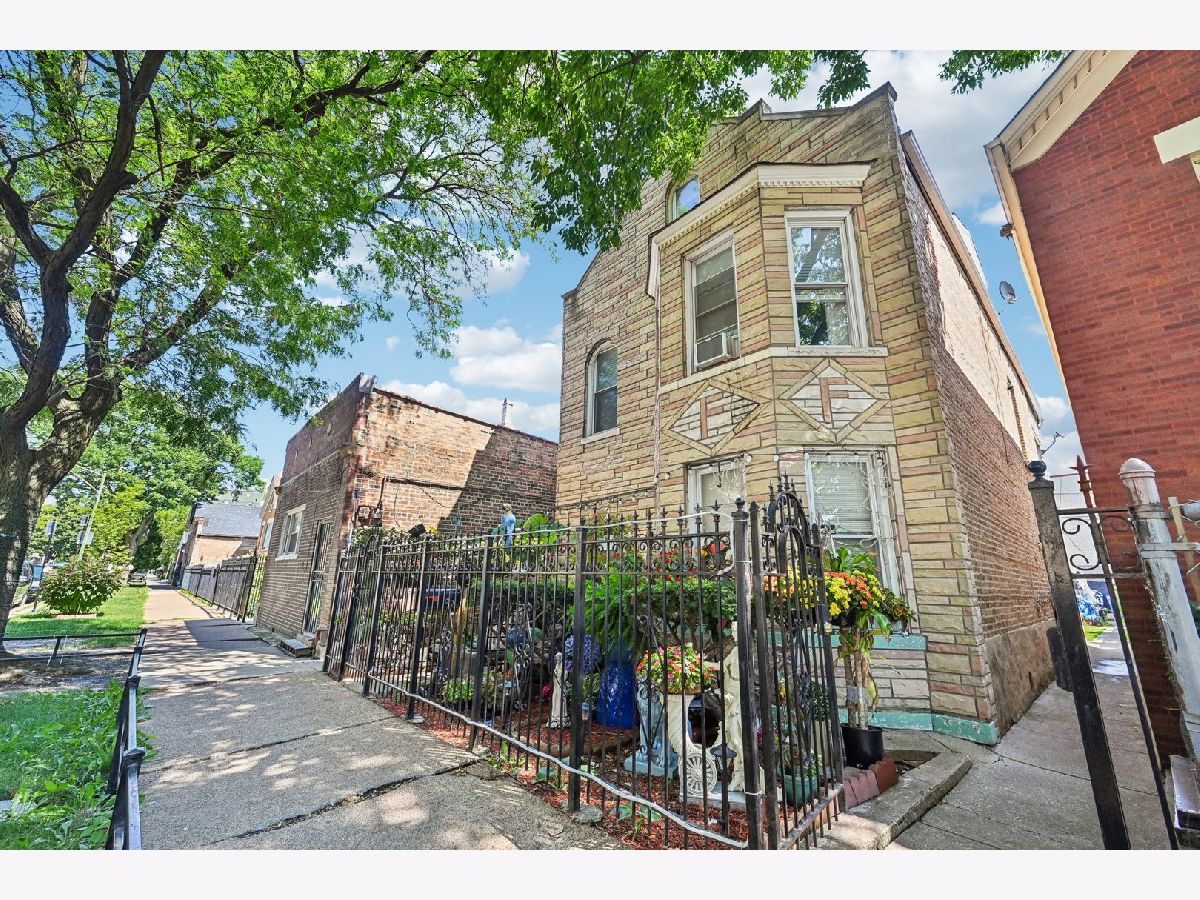 Homes & Condos & Townhomes Sold Little Village Chicago Illinois, 2725 Sawyer