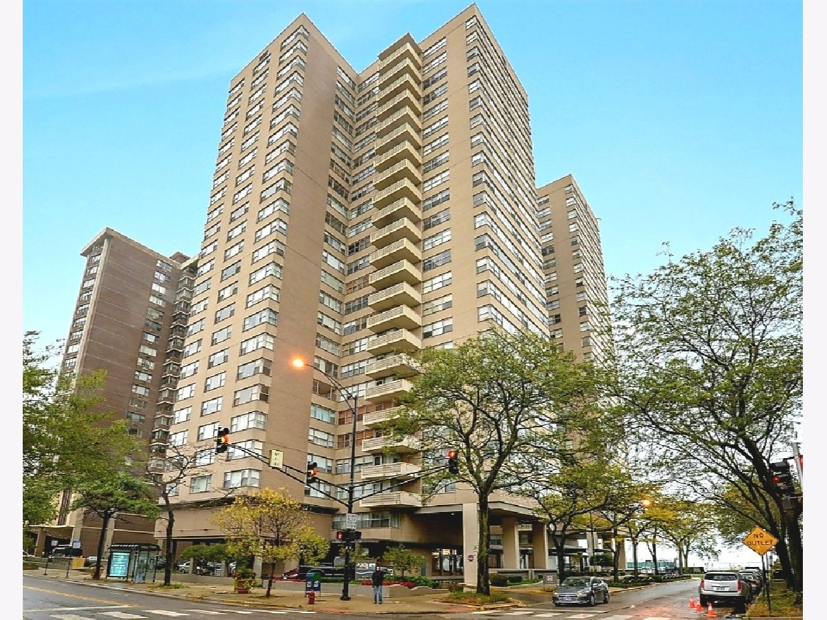 Condominiums Sold Shoreline Towers Chicago Illinois, 6301 Sheridan