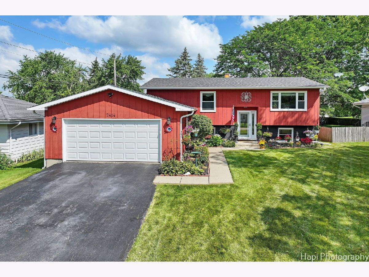 Homes Sold Venetian Village Lindenhurst Illinois, 2414 Plum Tree
