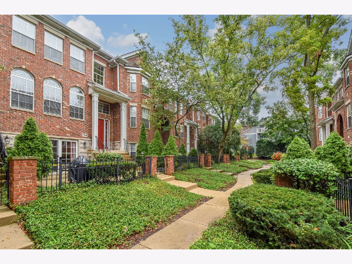 Townhomes Sold Prescott Woods Naperville Illinois, 744 Prescott