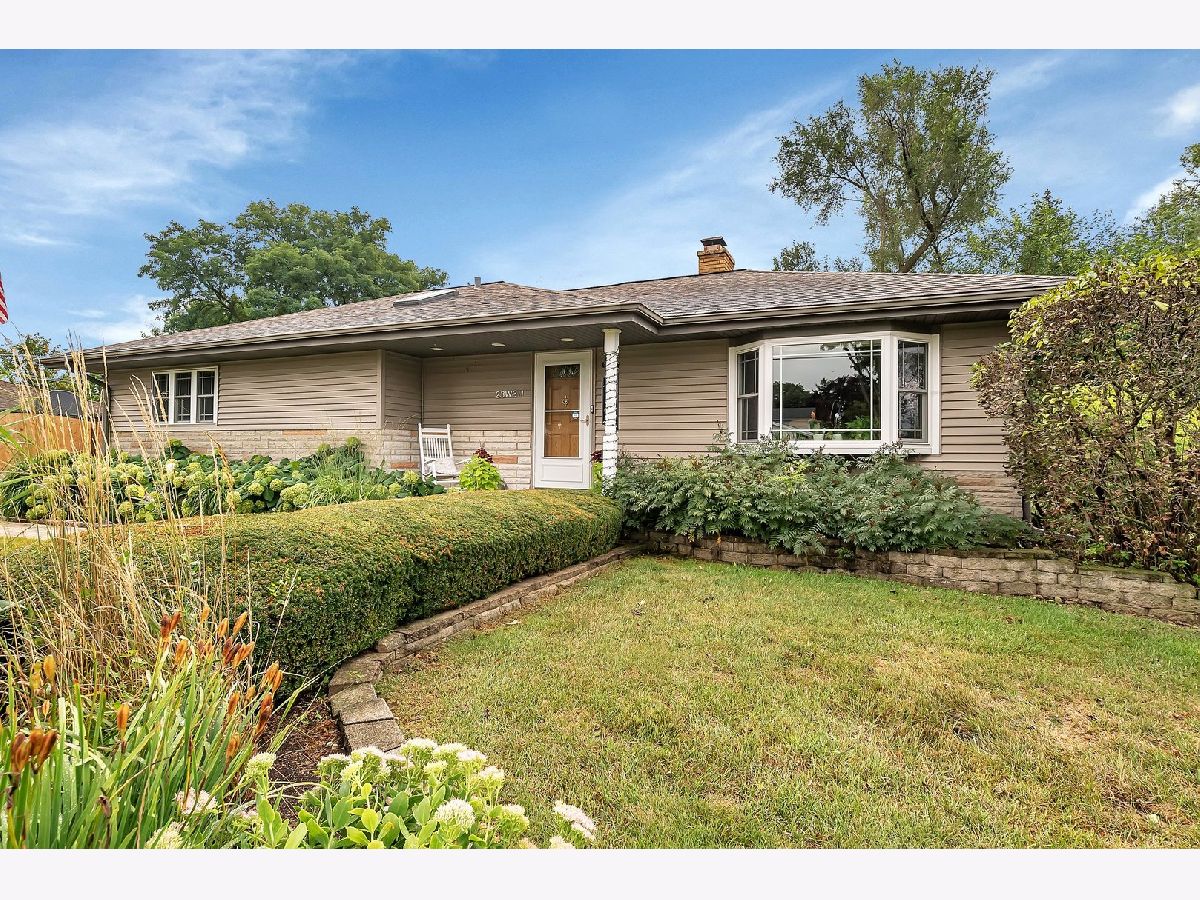 Homes Sold Glen Ellyn Countryside Glen Ellyn Illinois, 23W311 Sidney