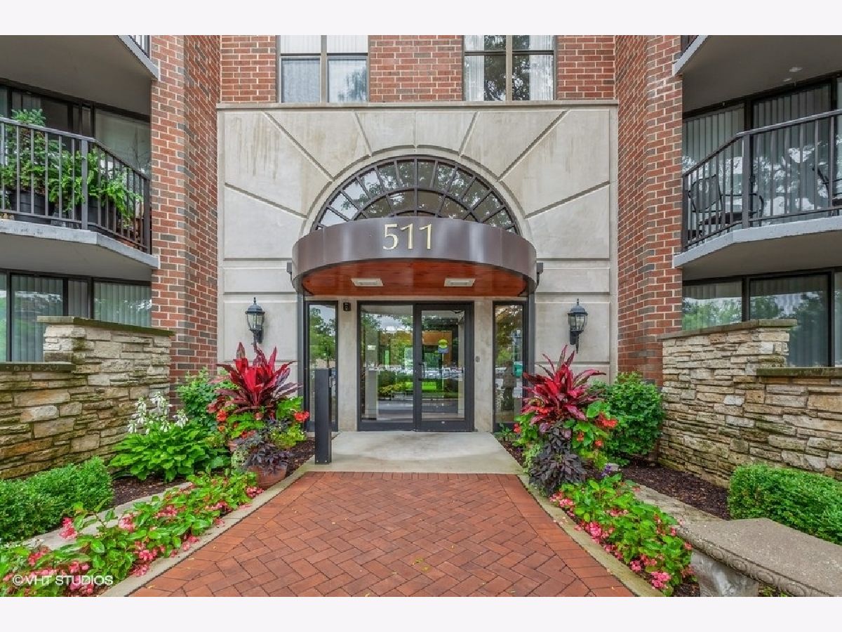 Condominiums Rented Riverplace Naperville Illinois, 511 Aurora