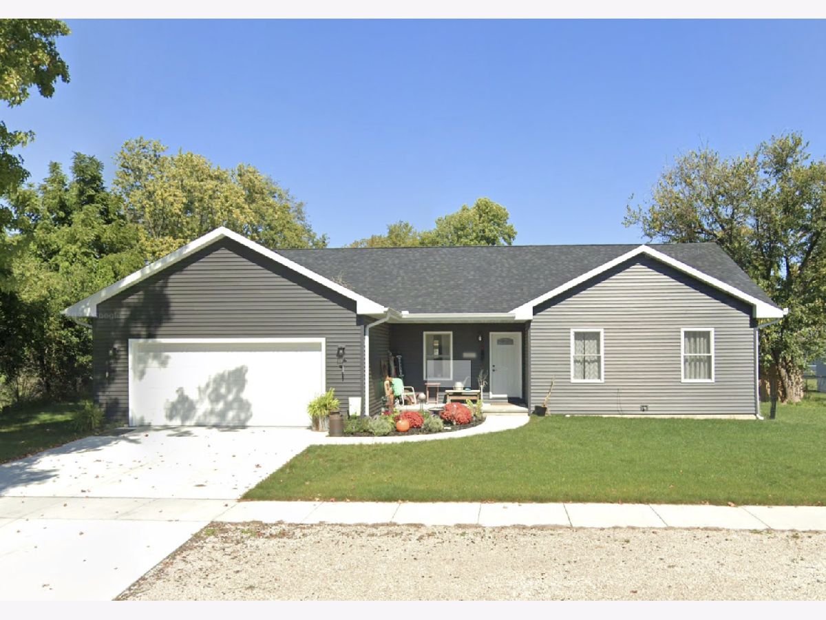  For Sale Seymour Illinois, 111 S Sheridan Street