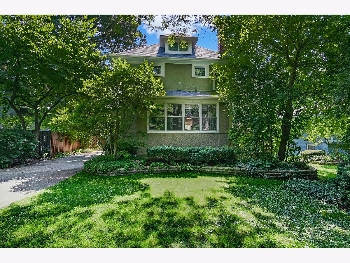 Homes & Townhomes Rented Old Town Western Springs Illinois, 4371 Central