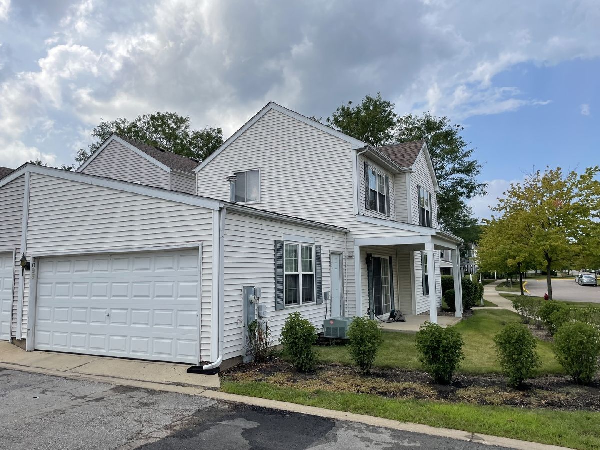 Homes & Townhomes & Condos Rented Hometown Aurora Illinois, 1093 Symphony