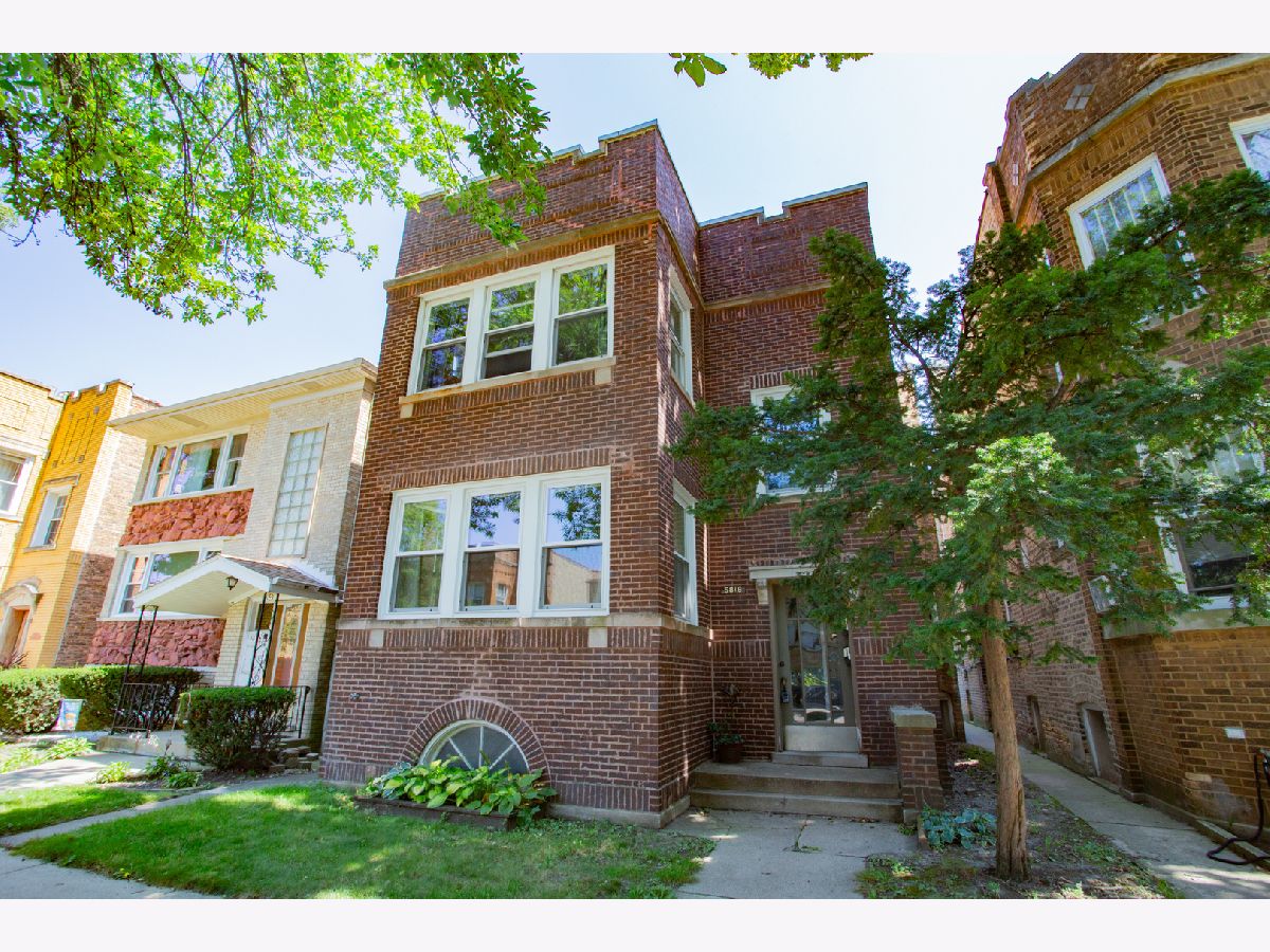Homes & Condominiums Rented Arcadia Terrace Chicago Illinois, 5819 Maplewood