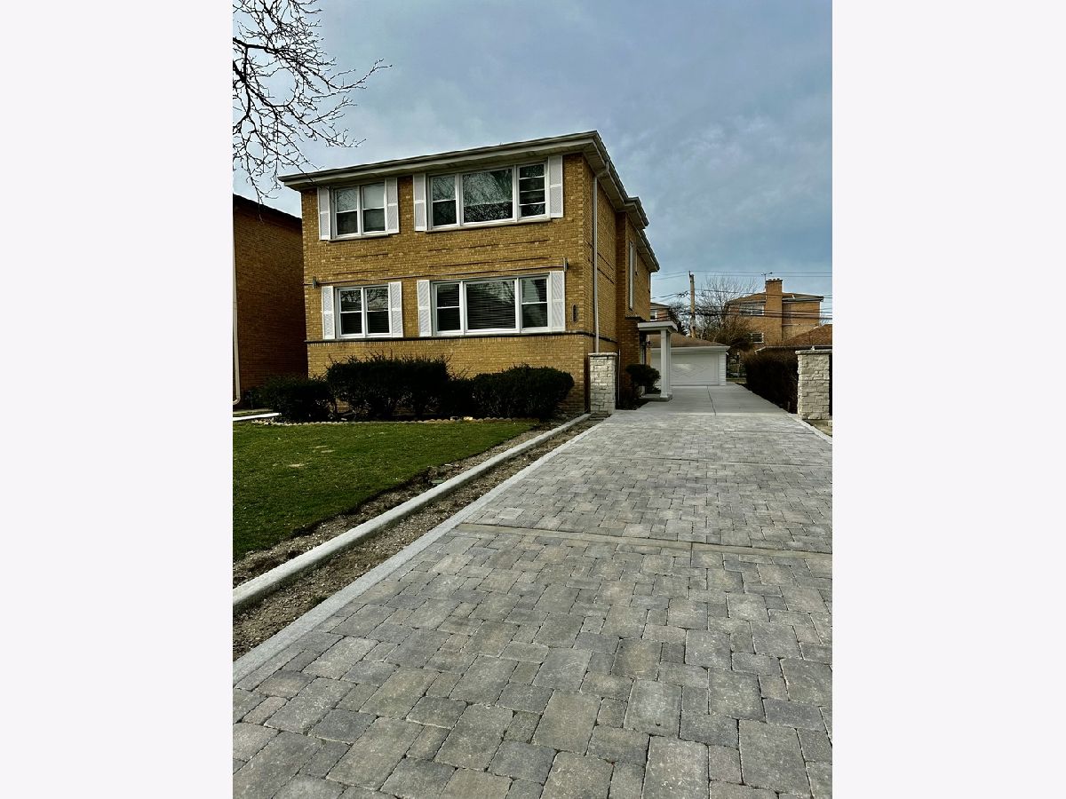 Rented Lincolnwood Illinois, 3332 Columbia