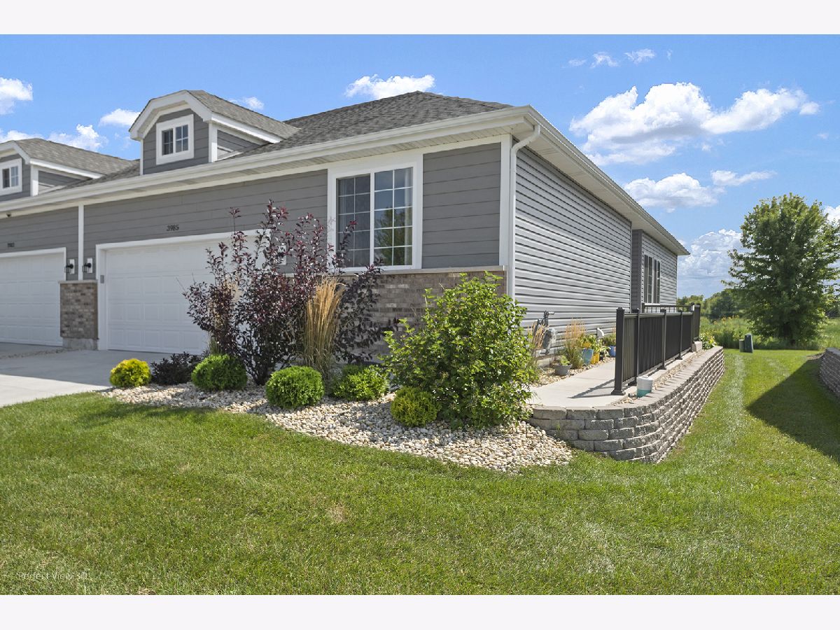 Townhomes Sold Grande Reserve Pioneer Yorkville Illinois, 3985 Shoeger